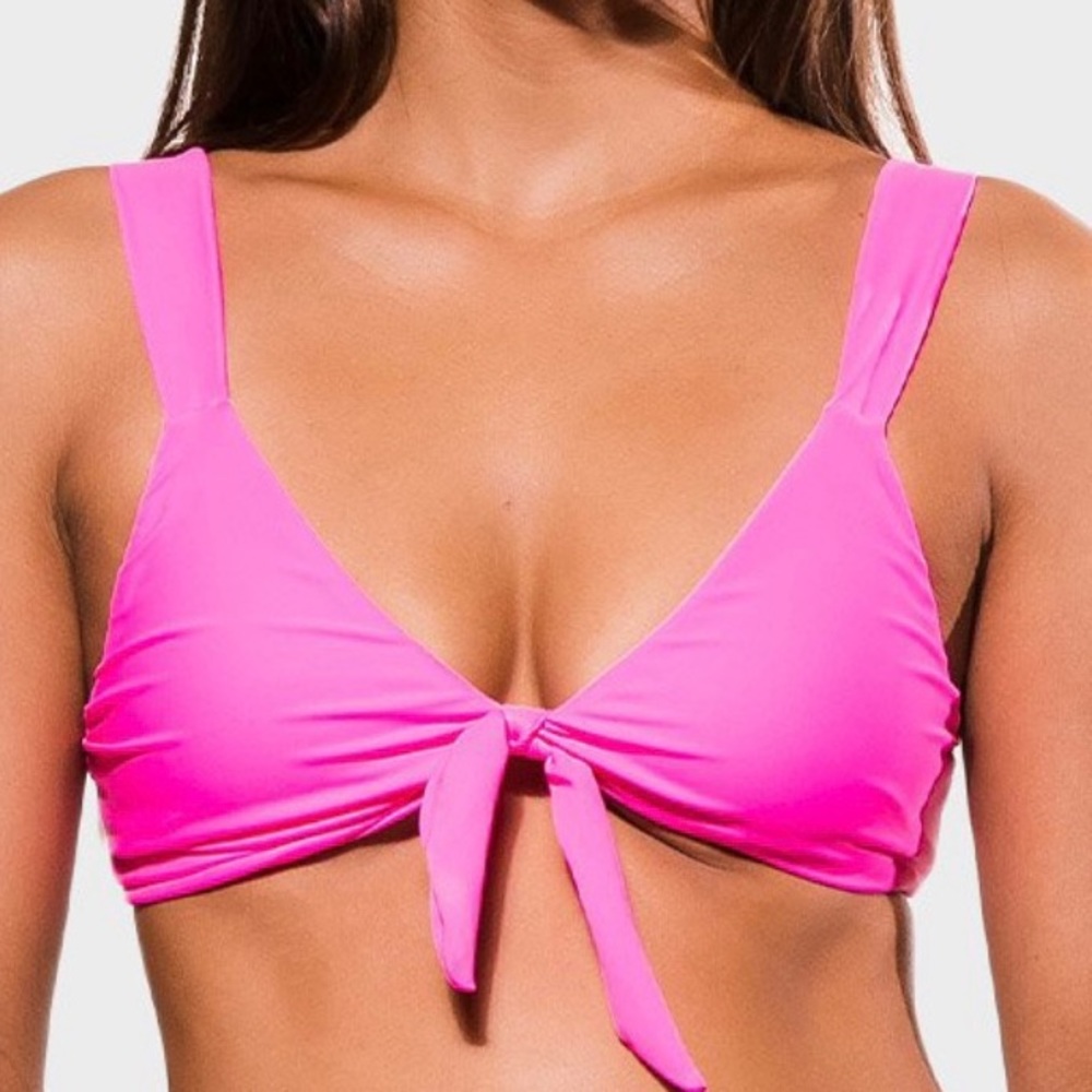 Blackbough Izzy Top / Hot Pink